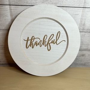 “Thankful” Wall Farmhouse Decor